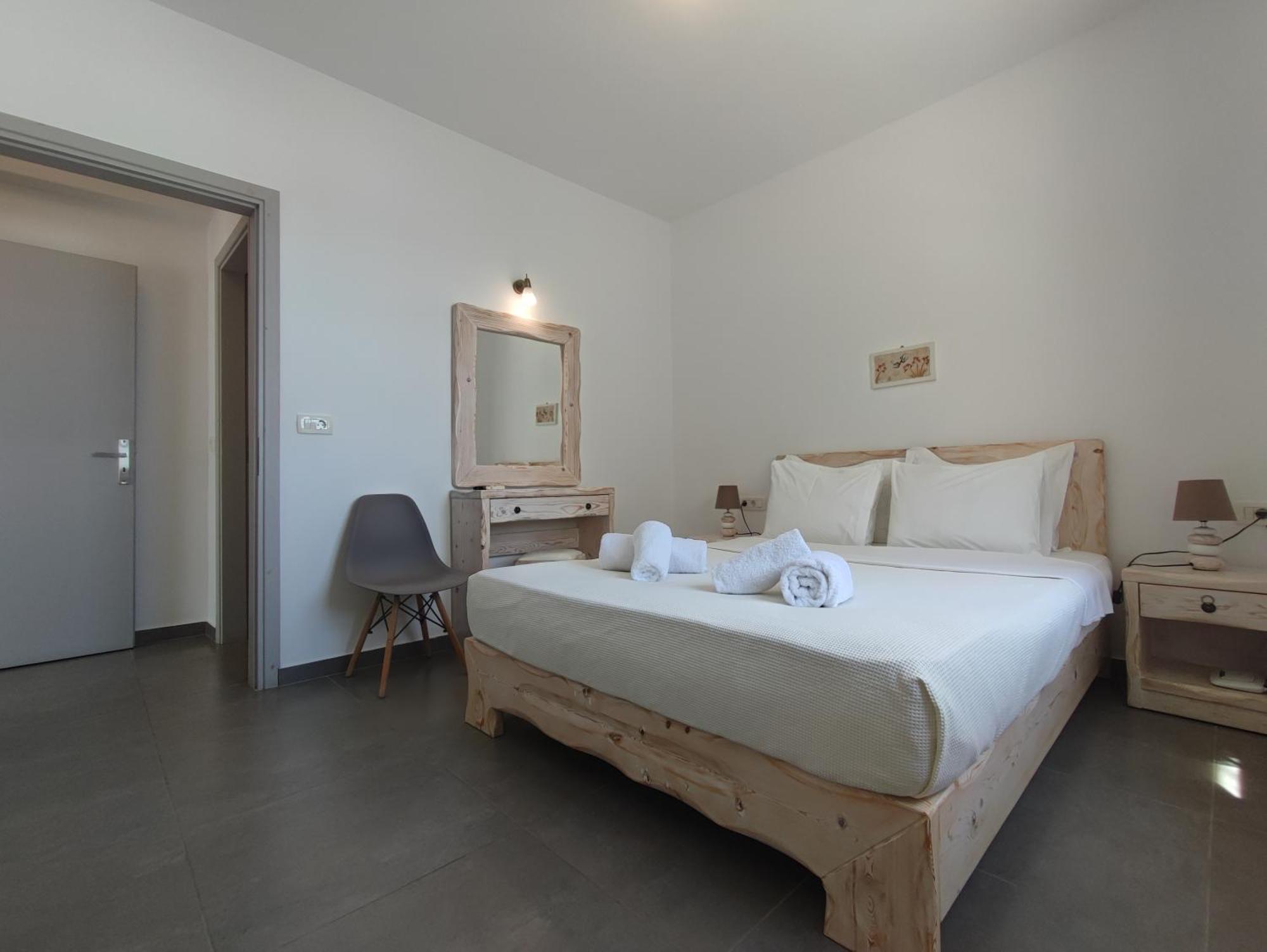 The Cliff Reflections - Adults Only Apartment เมกาโลคอรี ภายนอก รูปภาพ