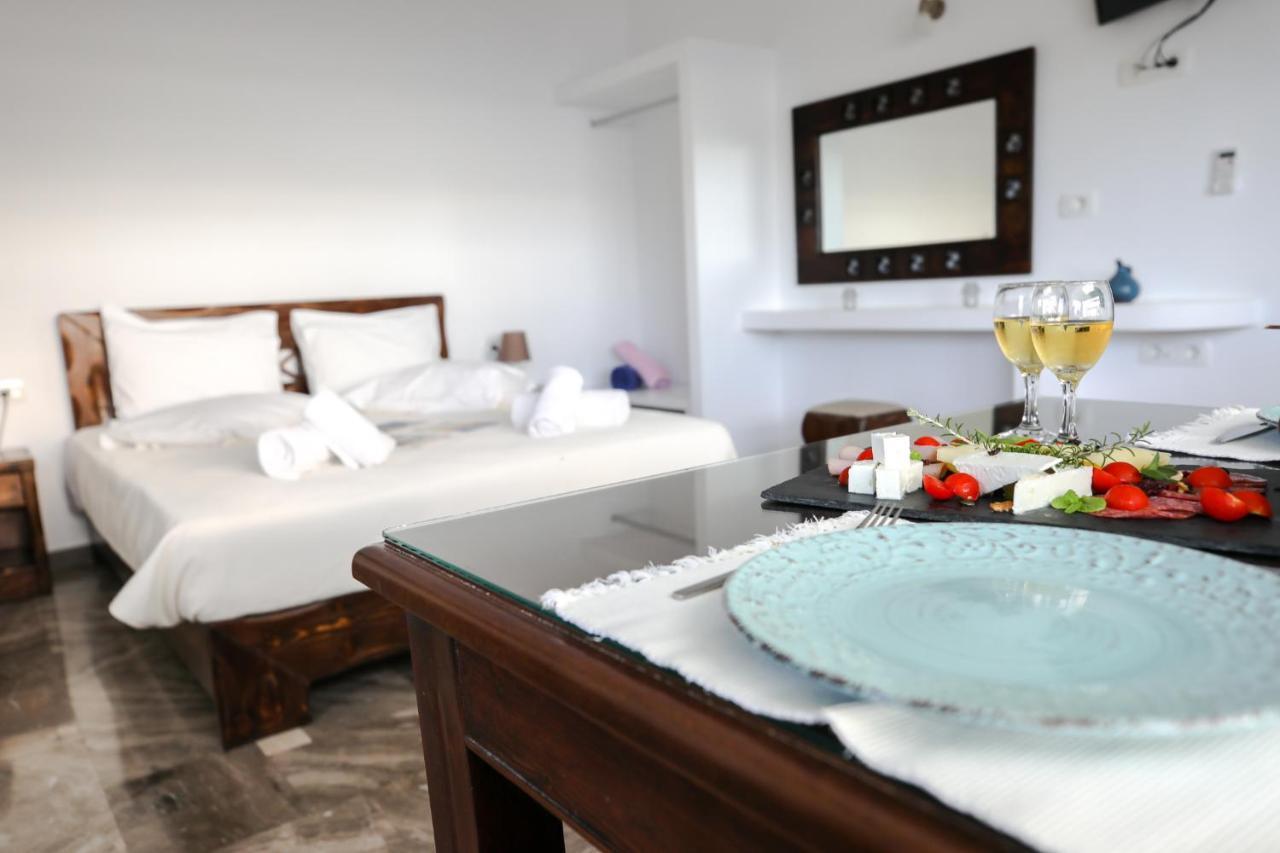 The Cliff Reflections - Adults Only Apartment เมกาโลคอรี ภายนอก รูปภาพ