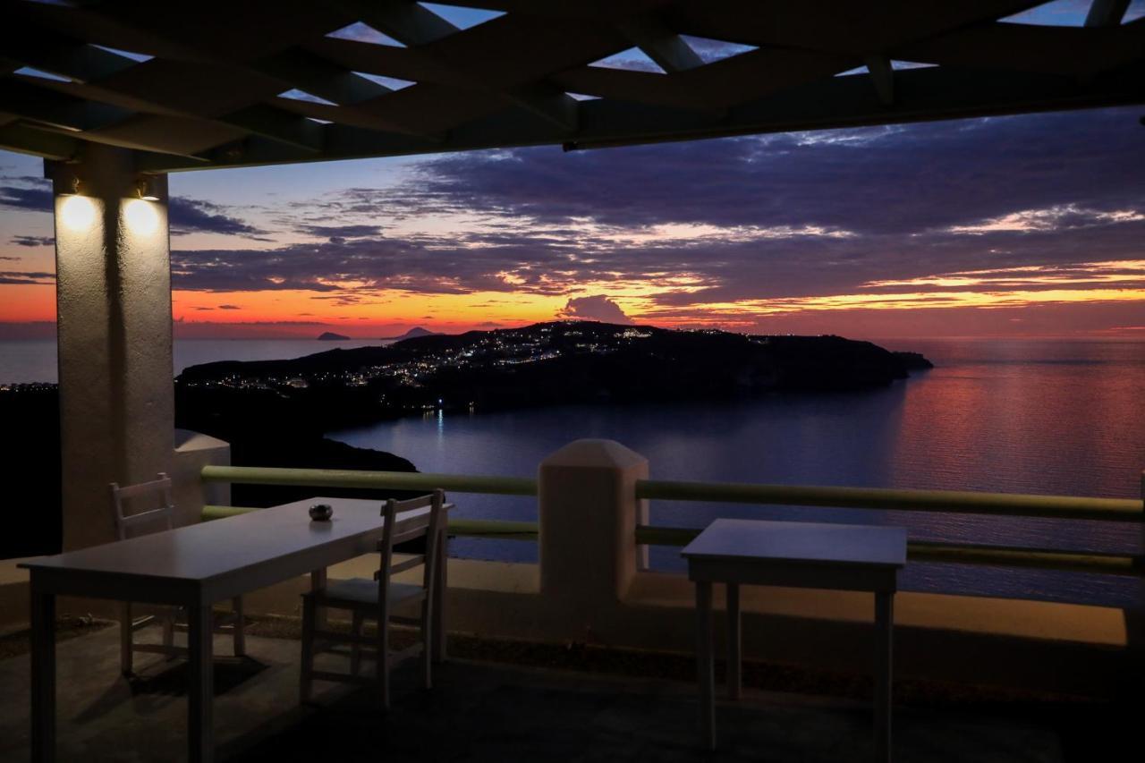The Cliff Reflections - Adults Only Apartment เมกาโลคอรี ภายนอก รูปภาพ